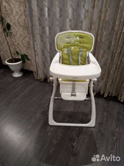 Стул для кормления