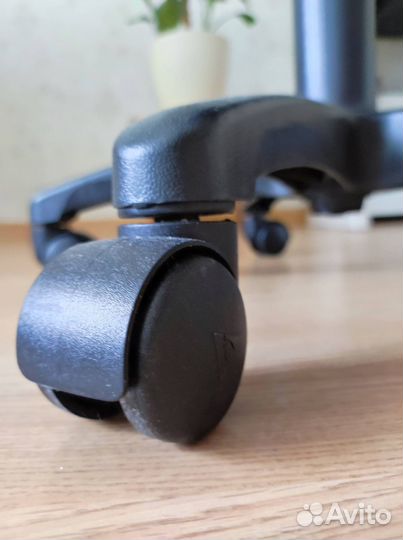 Стул кресло офисный