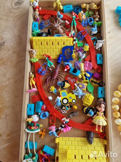 Игрушки киндер сюрприз