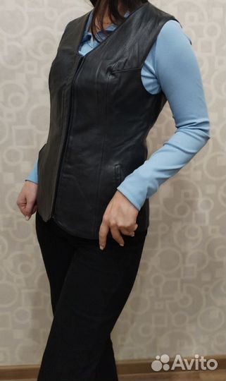 Жилетка женская