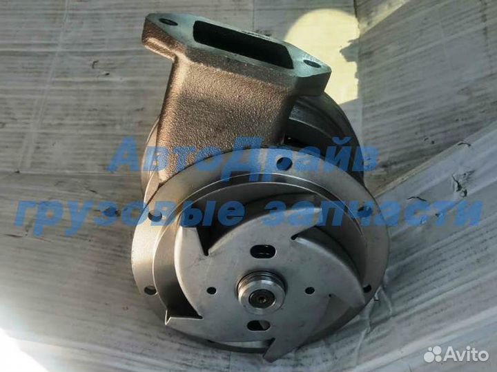 Помпа Рено Премиум Магнум водяной насос