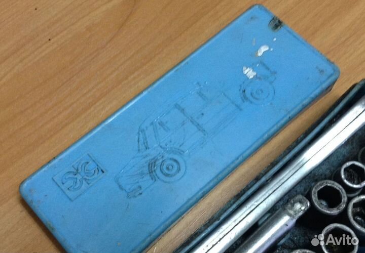 Набор торцевых головок с ключем, в футляре, СССР