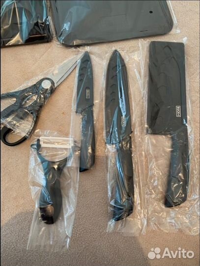 Набор кухонных ножей