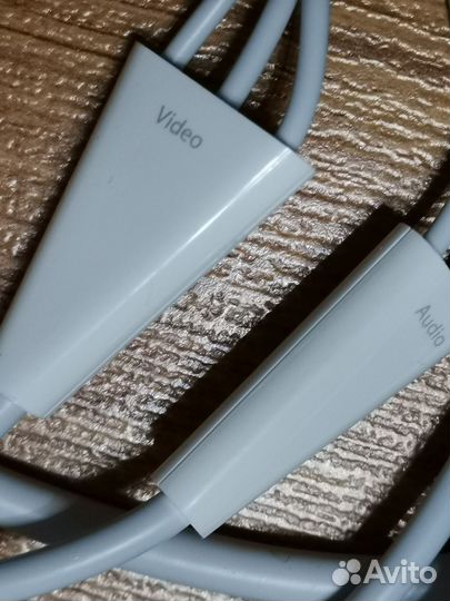 Кабель для iPad для зарядки и вывода видео звука