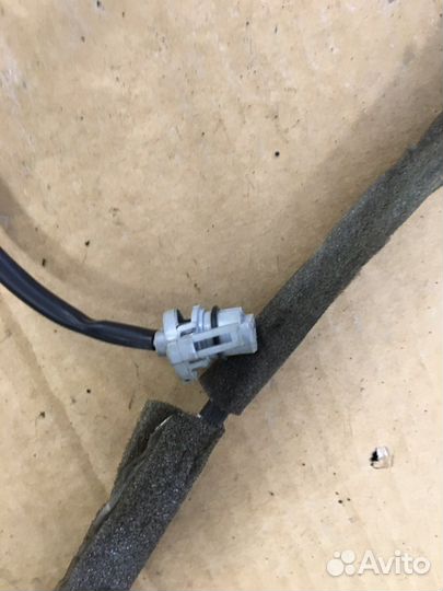 Проводка передней двери Renault Kangoo 2(2375)