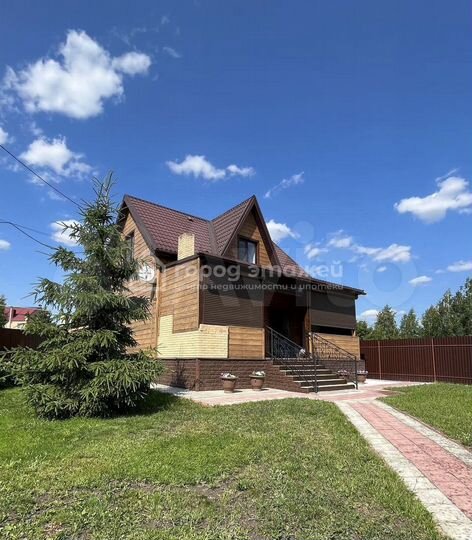 Коттедж 108 м² на участке 8 сот.