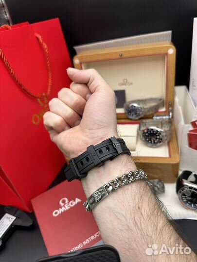 Часы Omega seamaster черные