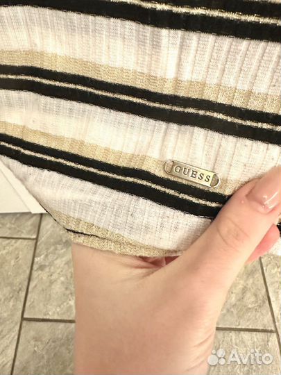 Женская узкая кофта Guess (XS)