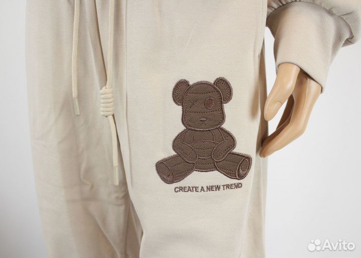 Спортивный костюм женский новый