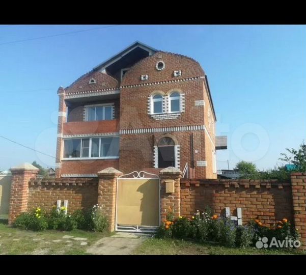 Коттедж 157 м² на участке 15 сот.