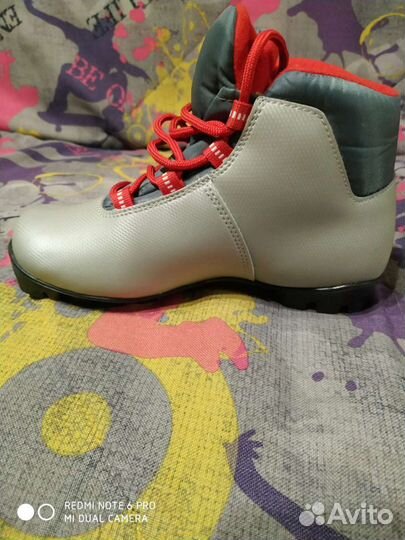 Лыжные ботинки 37 размер