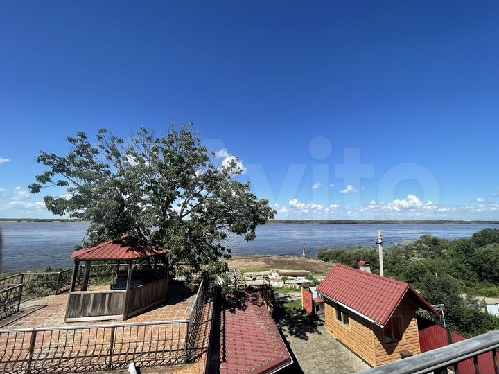 Дом 373 м² на участке 16 сот.