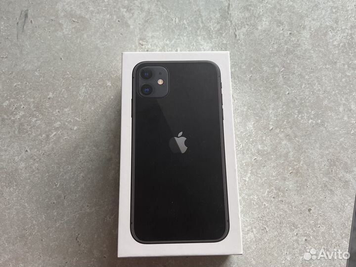 Телефон iPhone 11