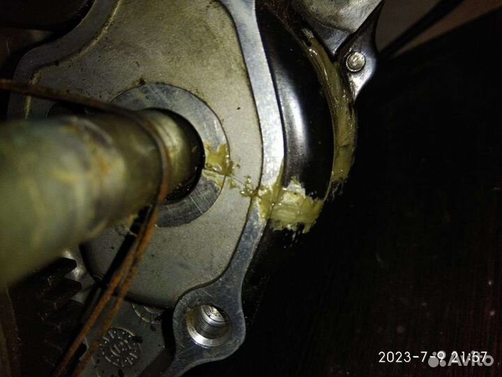 Продам двигатель (на запчасти)