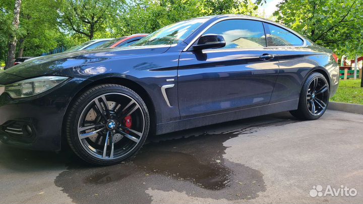 Диски M BMW M2 F87 стиль 437 black с резиной