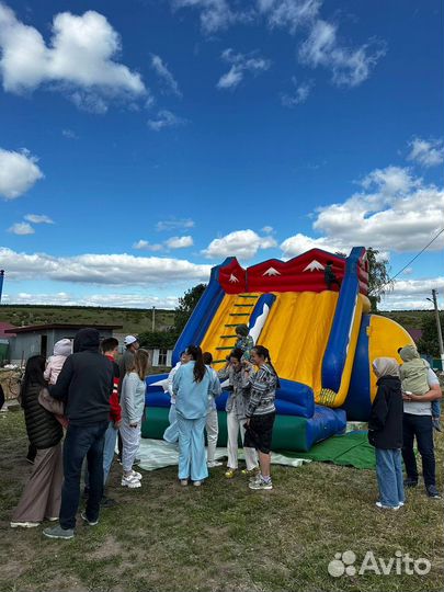 Надувной батут - горка (б/у)