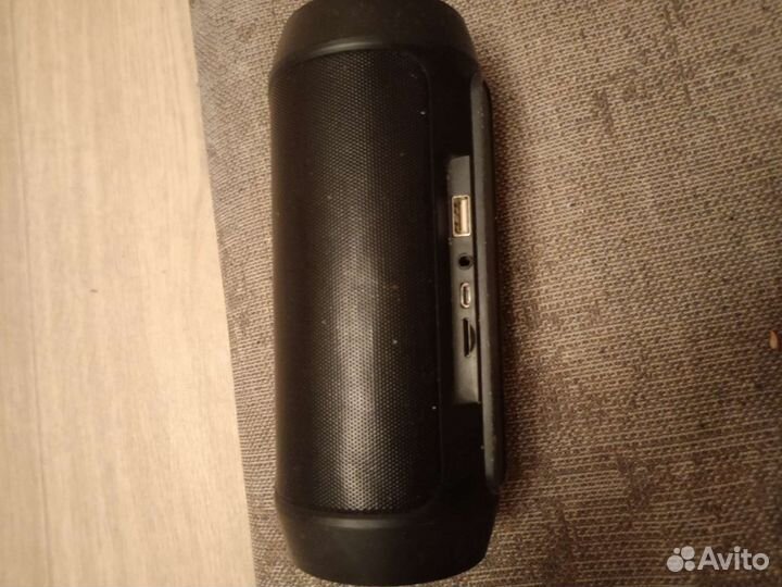 Продам колонку JBL