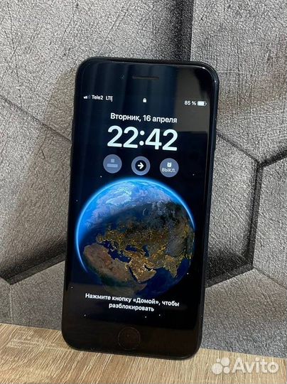 iPhone SE (2020), 64 ГБ