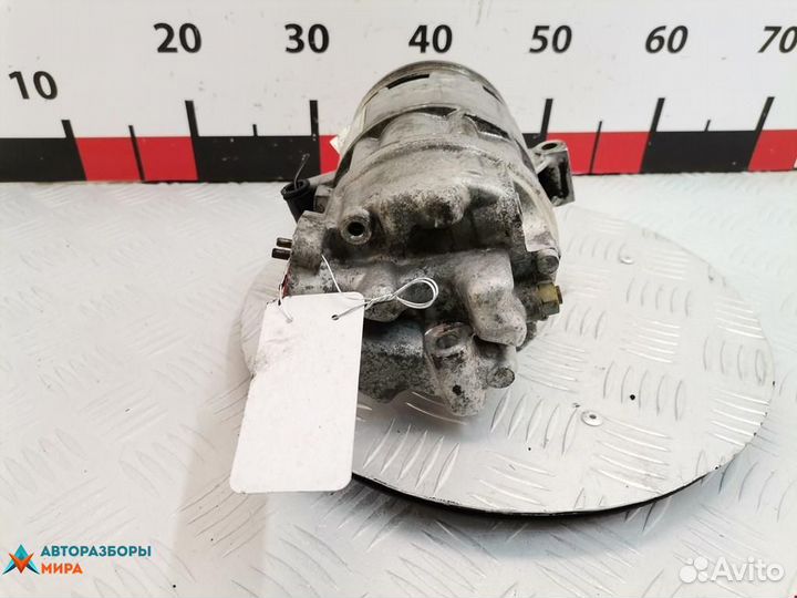 Компрессор кондиционера BMW 3 E46 2000 64526918750