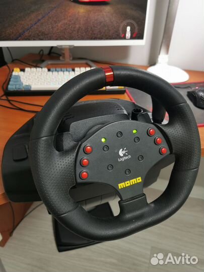 Руль logitech momo racing 270