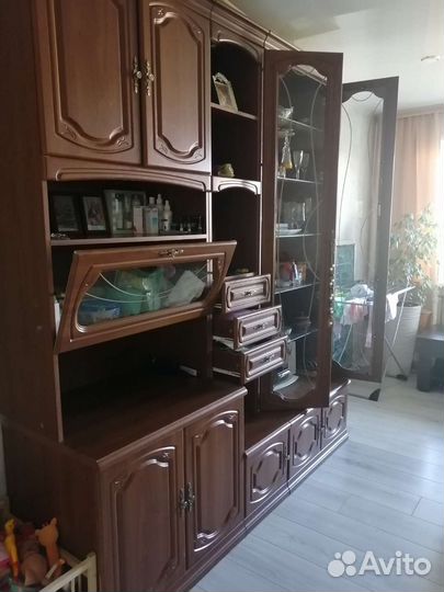 Стенка в гостиную бу