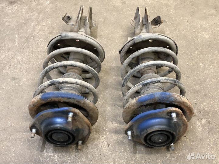 Стойки в сборе Мицубиси Каризма рестайлинг