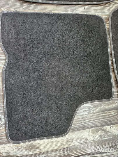 Автомобильные коврики