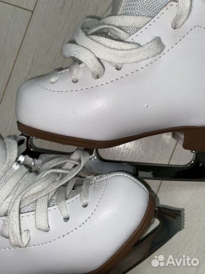 Коньки фигурные детские 27 размер