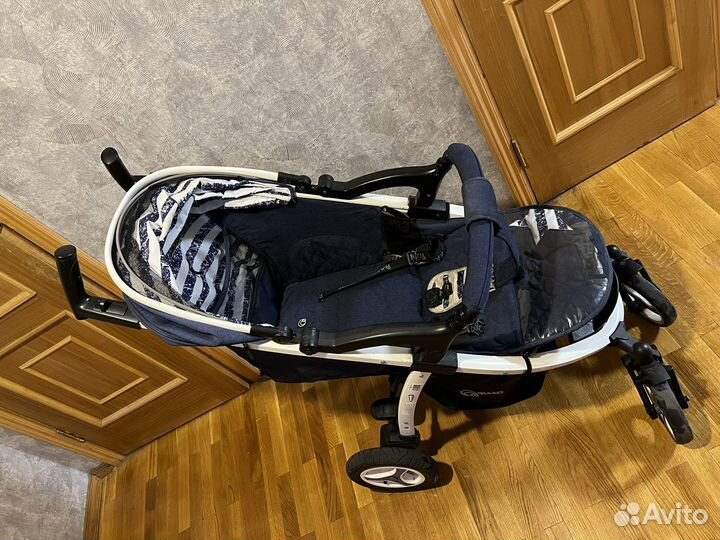 Всесезонная Прогулочная коляска rant cosmic