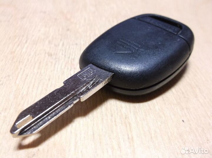Чип ключ Renault Clio 2, Kangoo 1 кнопка