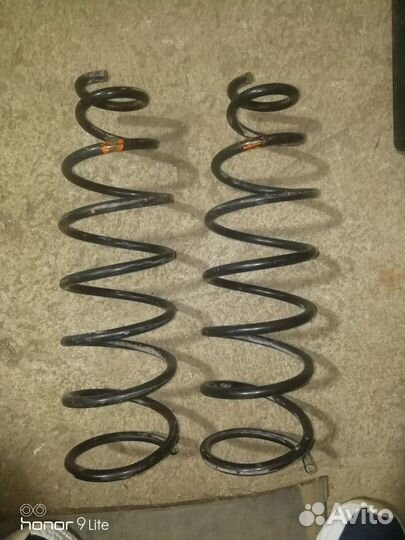 Задние стойки galant 8