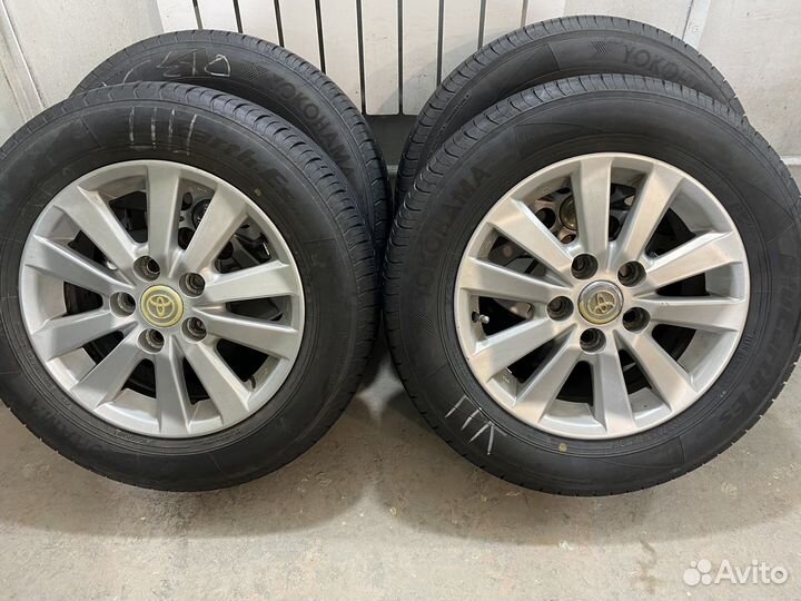 R16 Yokohama Bluearth ES32 205/55, PCD 5x114.3 DIA 75