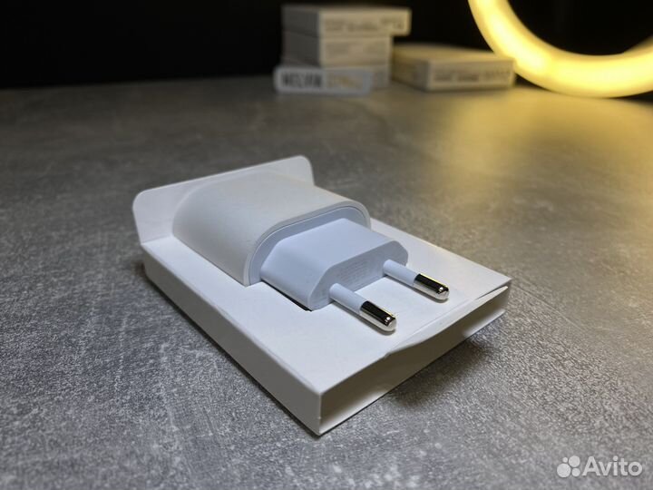 Быстрая зарядка для iPhone 20w