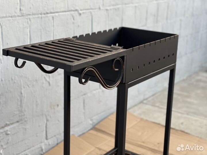 Мангал № 0019/2 с полкой и дровницей