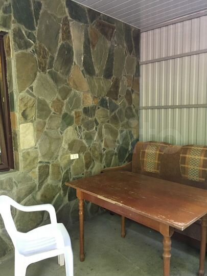 Комната 15 м² в 5-к., 2/2 эт.