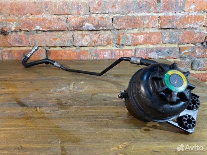 Бачок гидроусилителя руля Bmw 3 E90 N46B20 VA2.0