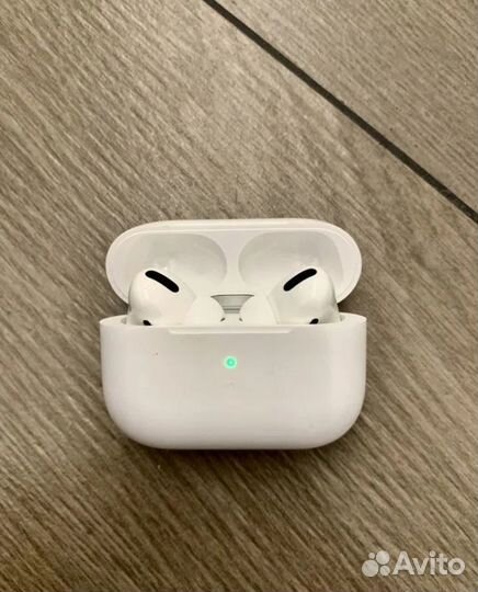 Беспроводные наушники apple airpods