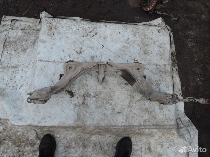 Балка задняя для Honda CR-V 2002-2006