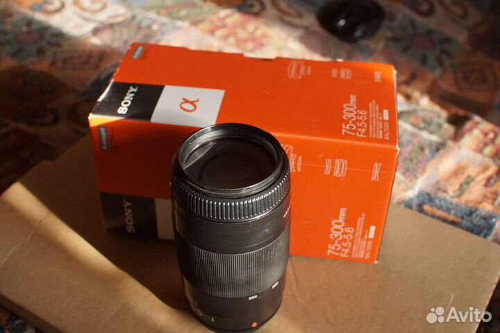 Объектив Sony 75-300mm f4,5-5,6 macro