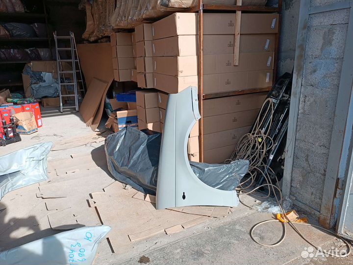 Крыло переднее правое priora неокрашенный тлт