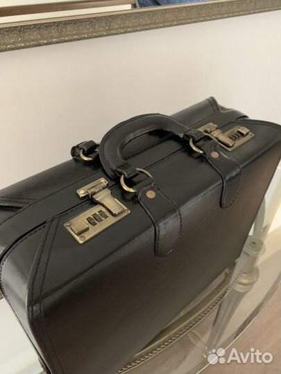 Кофр кейс саквояж натуральная кожа Ghivago