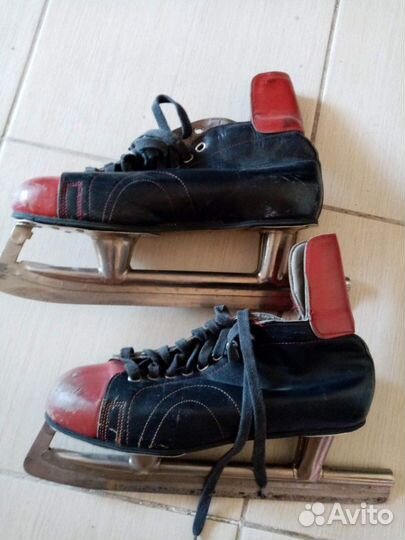 Продам коньки