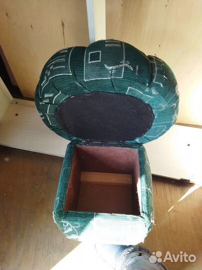 Пуфик в прихожую бу