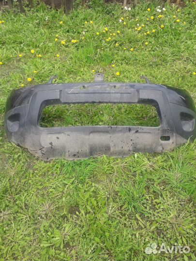 Передний бампер