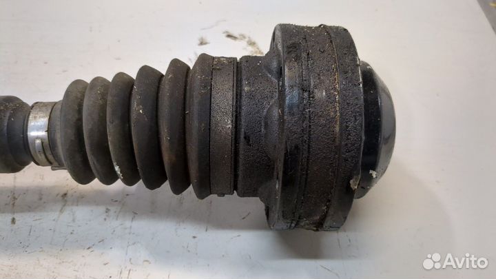 Полуось правая передняя Volkswagen Jetta 5