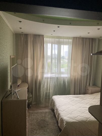 3-к. квартира, 92 м², 4/10 эт.