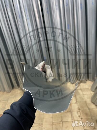 Ремонтный порог правый Subaru Impreza 1 G10