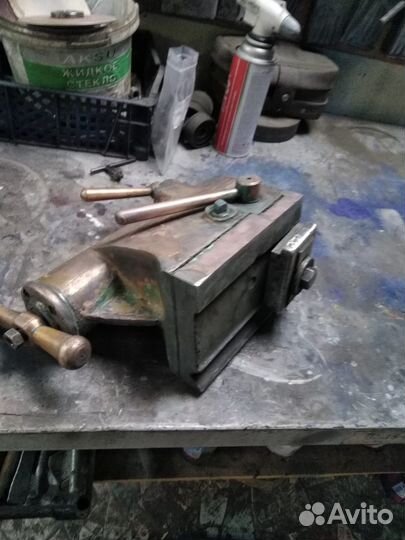 Токарный станок