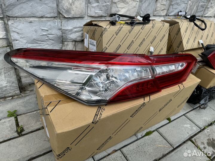 Задние фонари Camry 70 LED