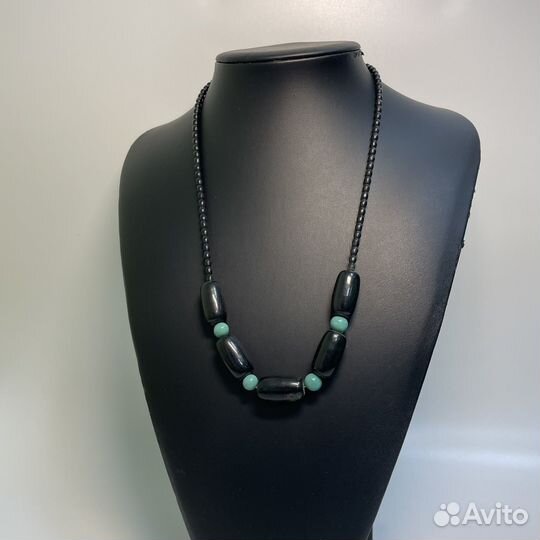 Винтажные бусы колье, сделано в Чехословакии